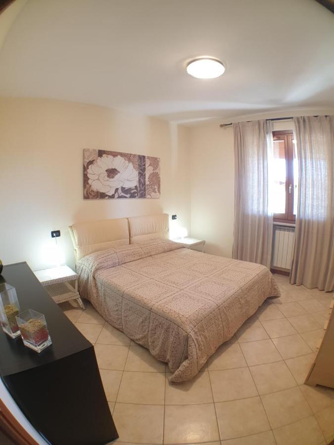 La Fenice Holiday Apartment Manerba del Garda Exteriör bild